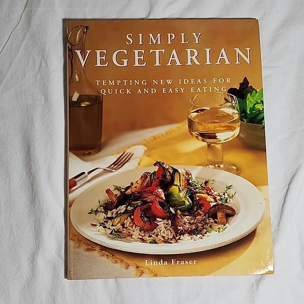 Simply‎ Vegetarian by Linda Fraser
